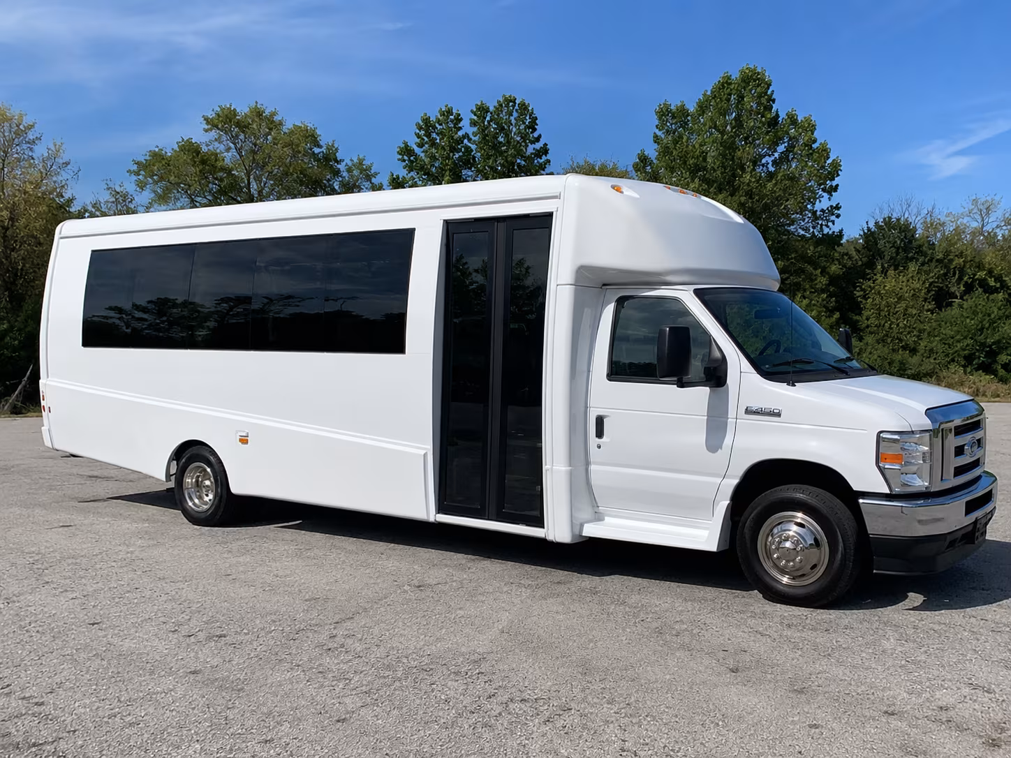 20 Passenger Party Bus Exterior