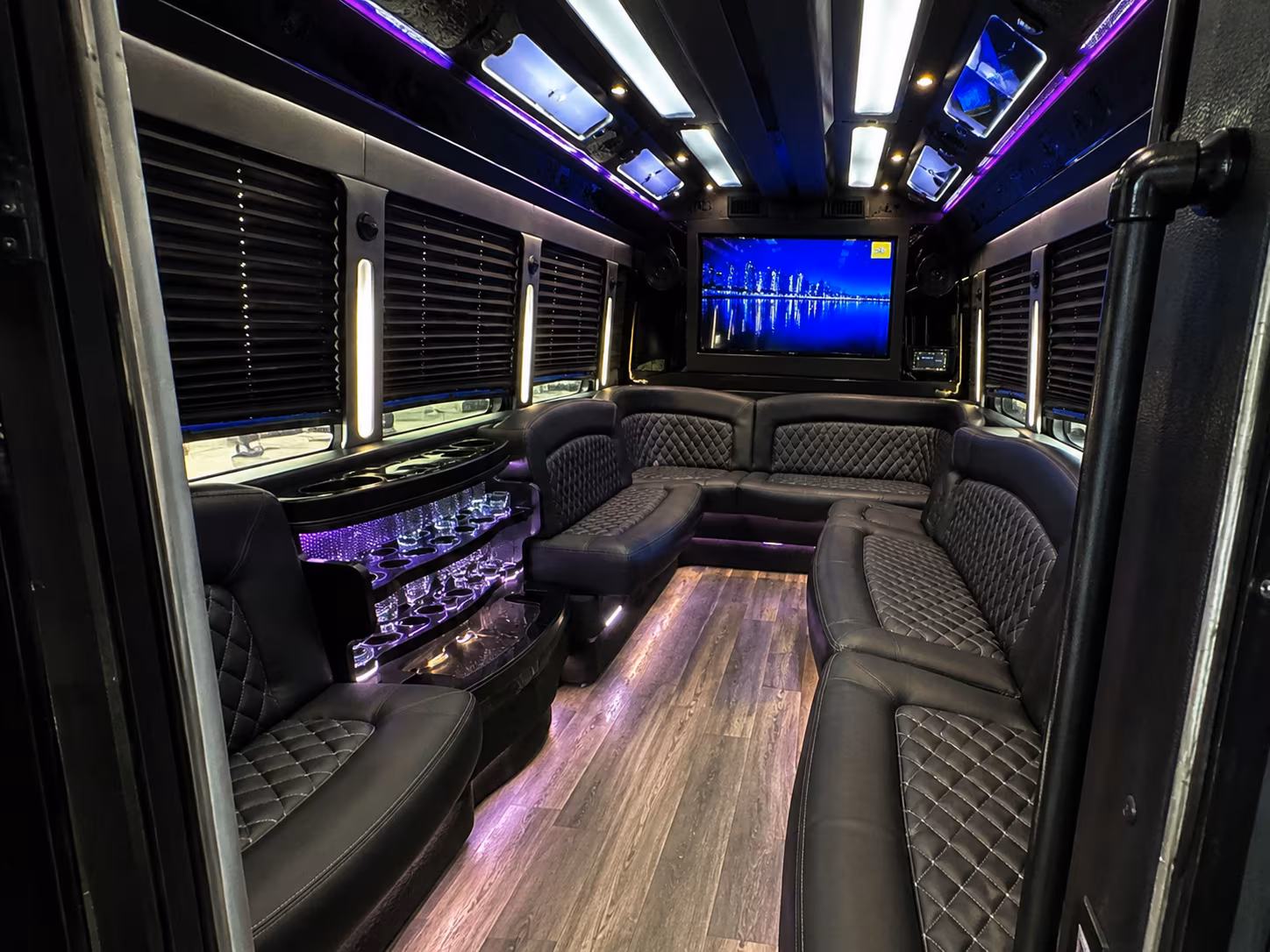 Longmont Birthday, Sweet 16, & Quinceañera Party Bus Rentals
